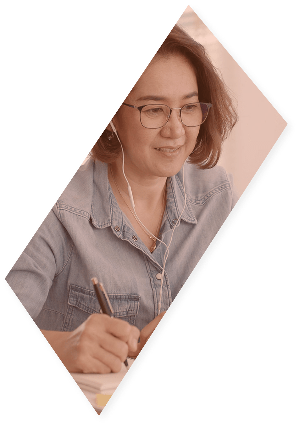 Upliv Menopause care as smart, unique, and devoted as you are.